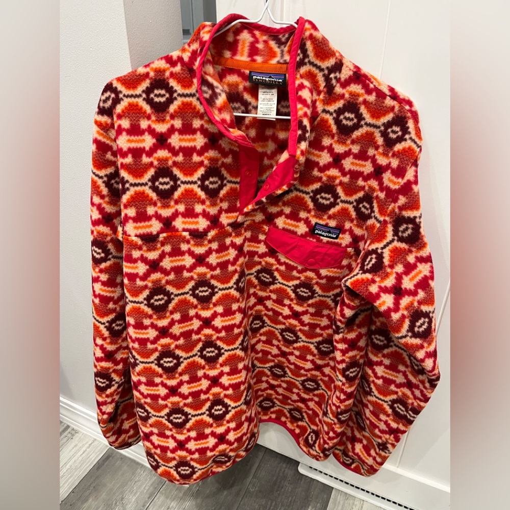 Patagonia Synchilla Women’s Aztec Print Fleece Pullover